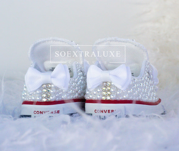 Pearly White Low Top Luxe Converse
